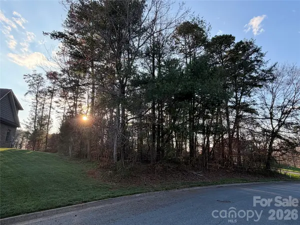 4014 Tanglewood LN NE #188, Hickory, NC 28601