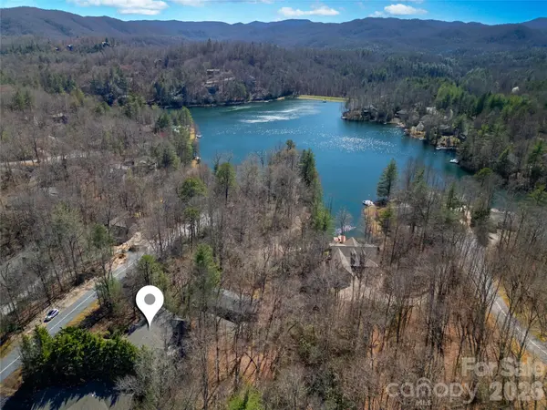 180 Notlvsi CT, Brevard, NC 28712