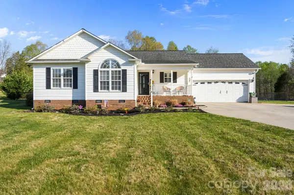 179 Lilly TRL, Lexington, NC 27295