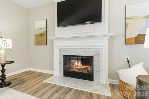 2732 Providence Spring LN, Charlotte, NC 28270