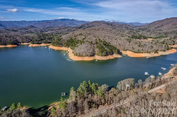 414 Trails End, Bryson City, NC 28713