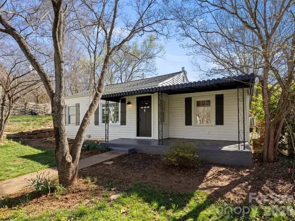 9 S Woodward AVE, Asheville, NC 28804