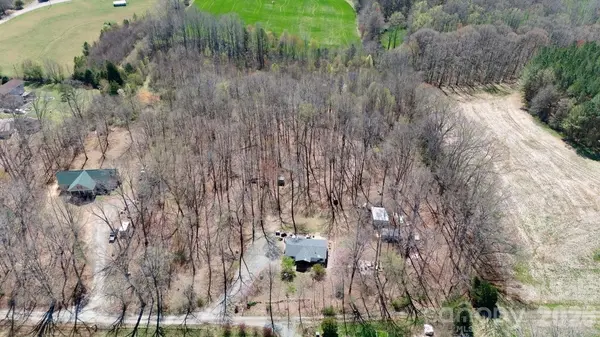 145 White Rock Farm LN, Statesville, NC 28625