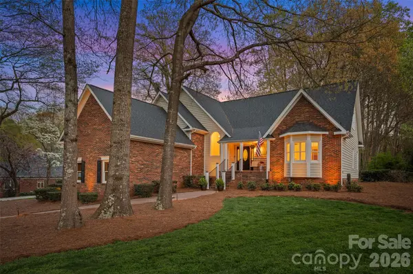 134 Lawrence Tee LN, Mooresville, NC 28117