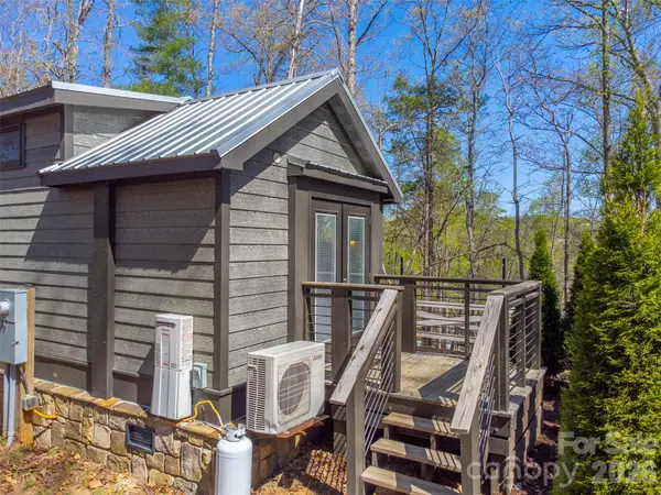 163 Simplicity Woods DR, Franklin, NC 28734