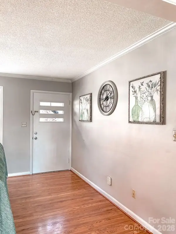 2011 Mountain Creek RD, Albemarle, NC 28001