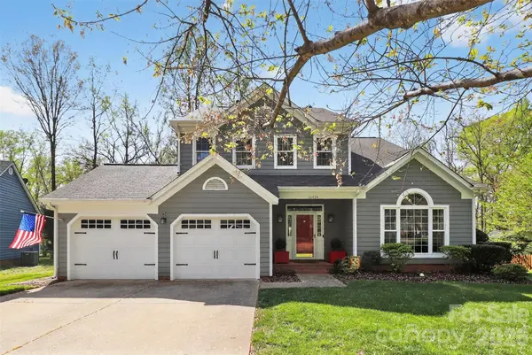 10729 Schooner Bay LN, Charlotte, NC 28215