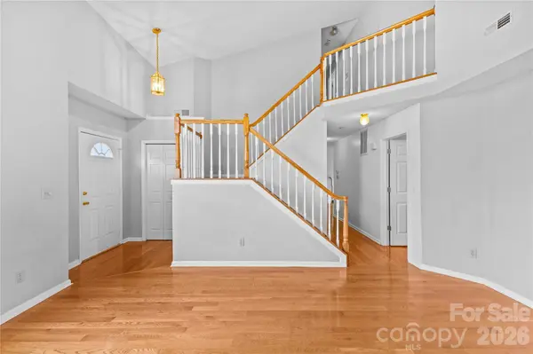 12611 Diamond DR, Pineville, NC 28134