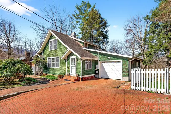 109 Eastwood AVE, Swannanoa, NC 28778