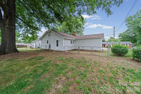 304 S Kimmons ST, Landis, NC 28088
