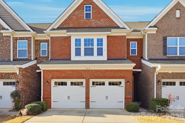 106 Clarendon ST #B, Mooresville, NC 28117