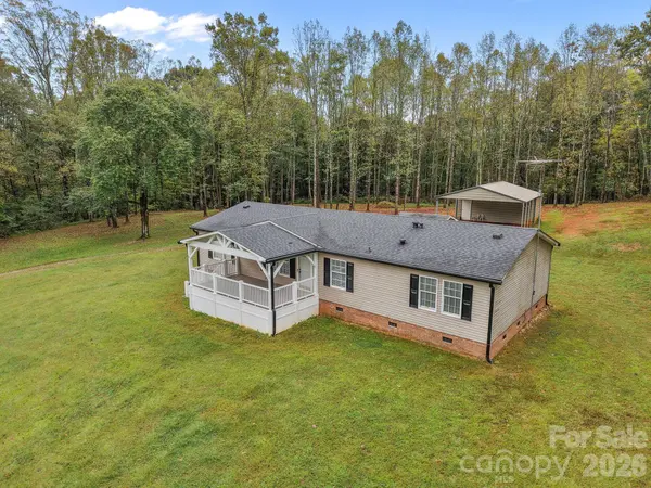 1626 NC HWY 704 HWY E, Lawsonville, NC 27022
