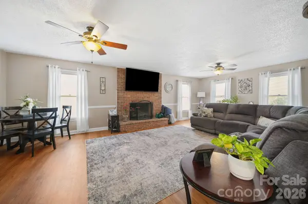 120 Ridgewood CT, Salisbury, NC 28146