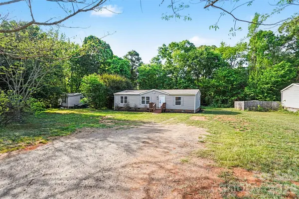 942 Stones Throw DR, Concord, NC 28025