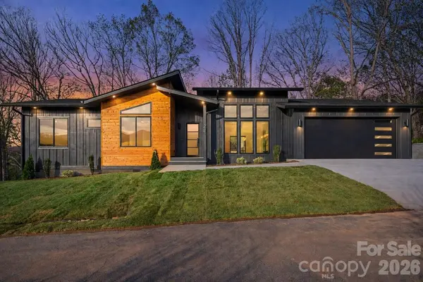 28 Lauren LN #19, Candler, NC 28715