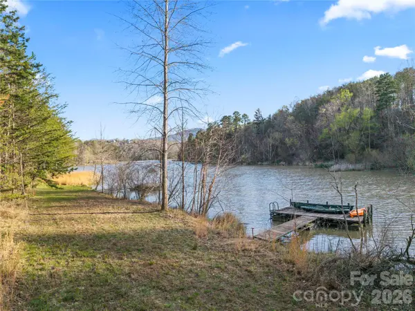430 Parkway North RD, Mill Spring, NC 28756