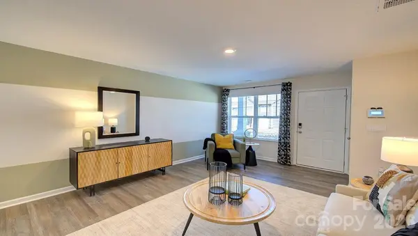 71 Cain Hollow WAY, Asheville, NC 28806