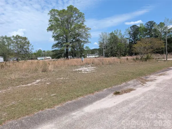 4888 Lucius CIR, Florence, SC 29506