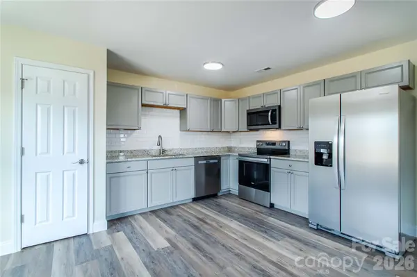 191 Patriot PL, Mars Hill, NC 28754