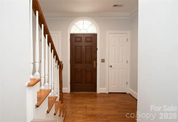 2806 Saintfield PL, Charlotte, NC 28270