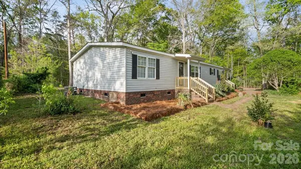 2913 Crystal DR, Midland, NC 28107