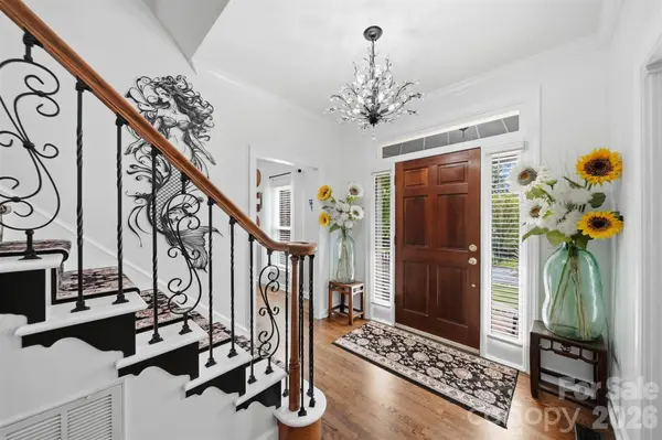 4225 3rd ST NW, Hickory, NC 28601