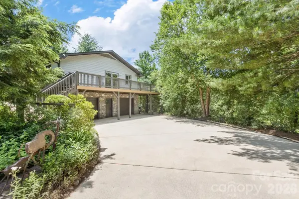 10 Morning Dew DR, Asheville, NC 28804