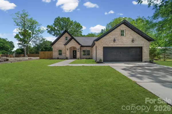 5121 Morningwood DR,  Matthews,  NC 28105