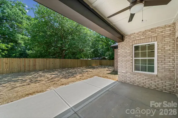 5121 Morningwood DR, Matthews, NC 28105