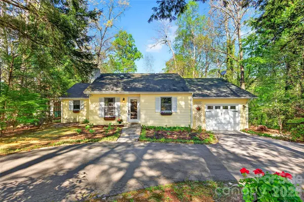 715 Laurel AVE,  Black Mountain,  NC 28711