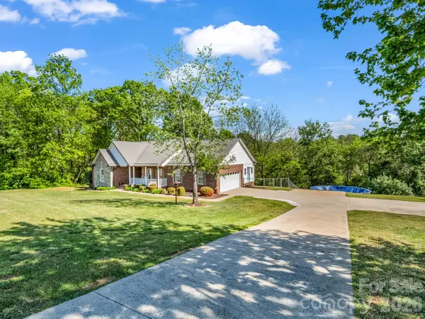 158 Shady Woods LN, Rutherfordton, NC 28139