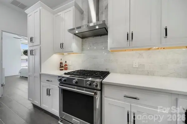 2401 Euclid AVE #301, Charlotte, NC 28203