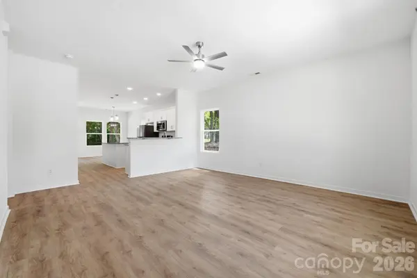1150 Sloop AVE, Kannapolis, NC 28083