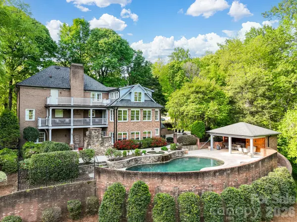 3340 Chelwood DR NW, Concord, NC 28027