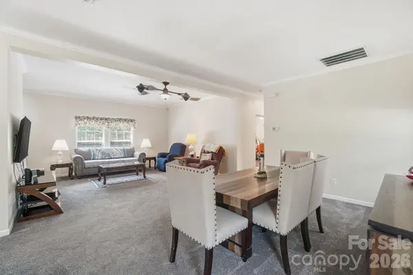 286 Battleground RD, Grover, NC 28073