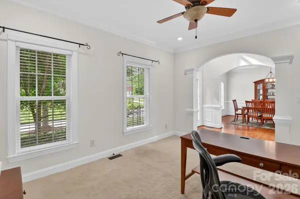 6208 Pumpernickel LN, Wesley Chapel, NC 28110
