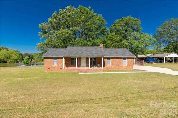 1718 Gene Hudson DR, Lancaster, SC 29720