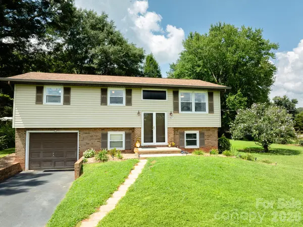 4671 Crystal ST, Claremont, NC 28610