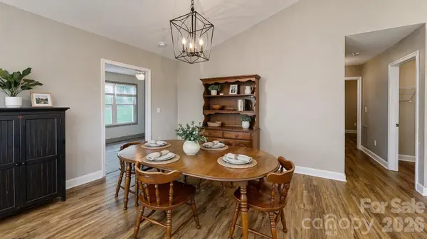 3867 Ritchie RD, Lincolnton, NC 28092