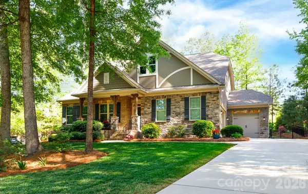 6704 Montgomery RD, Lake Wylie, SC 29710