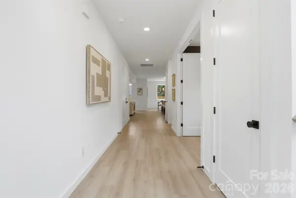 2818 Dogwood AVE, Charlotte, NC 28206