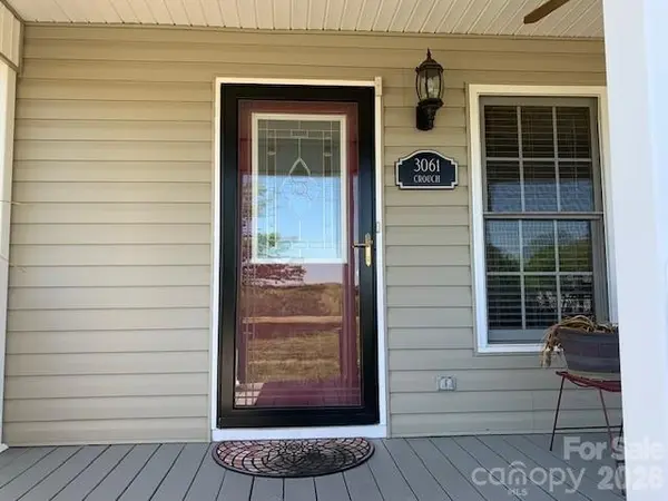 3061 Dry Ponds RD, Granite Falls, NC 28630