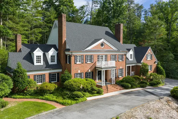 14 Brookside RD,  Asheville,  NC 28803