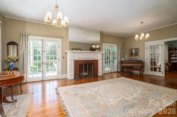 1147 S Belvedere AVE, Gastonia, NC 28054