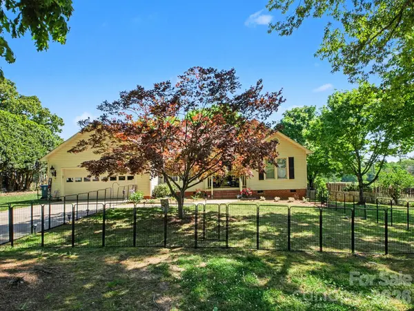 1706 Whitney LN, Salisbury, NC 28146