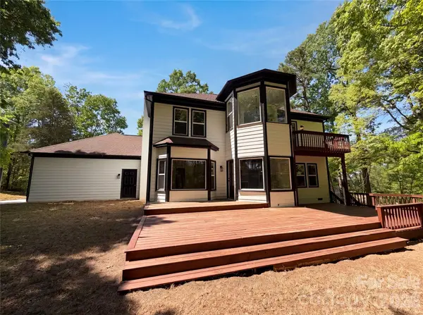 6095 Coral View DR, Harrisburg, NC 28075