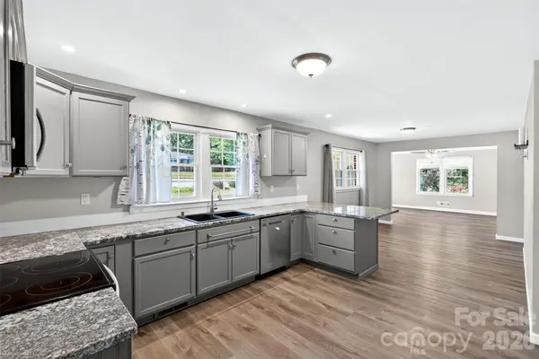 4853 S Main ST, Cowpens, SC 29330