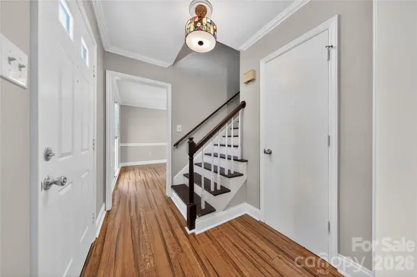 7942 Surreywood PL, Charlotte, NC 28270