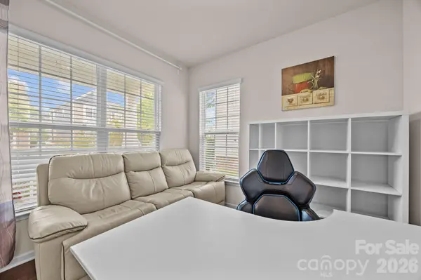 4028 Whittier LN, Tega Cay, SC 29708