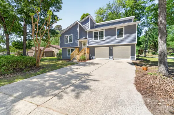 10730 Coachman CIR, Charlotte, NC 28277
